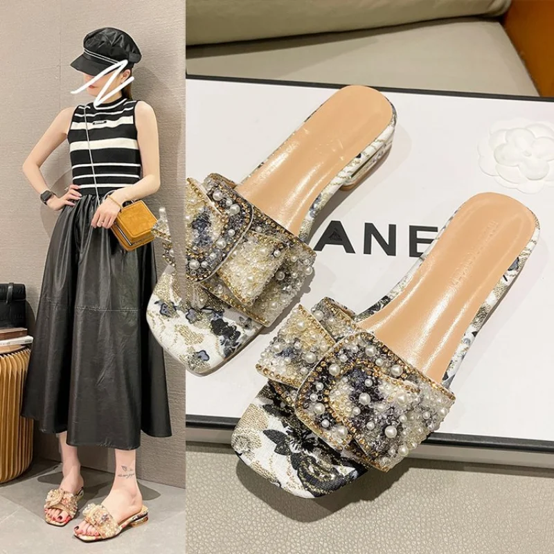 

2023 сандалии на толстом каблуке женские летние пляжные уличные тапочки модная женская обувь с искусственным жемчугом женские шлепанцы на низком каблуке