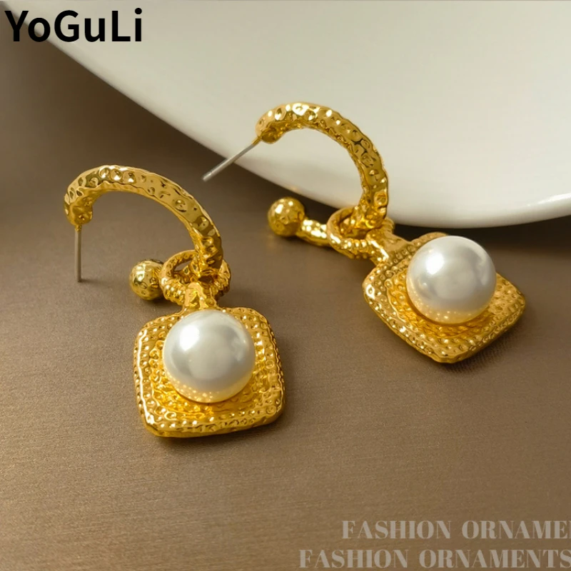 

Fashion Jewelry High Quality Copper Square Earrings 925 Silver Needle Elegant Style Simulated Pearl Drop Earrings For Women