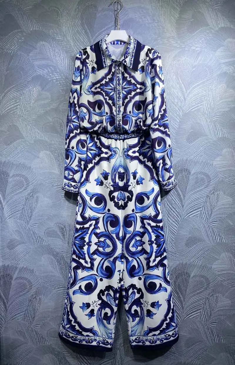 Женский модельный костюм из двух предметов рубашка с длинным рукавом и свободные