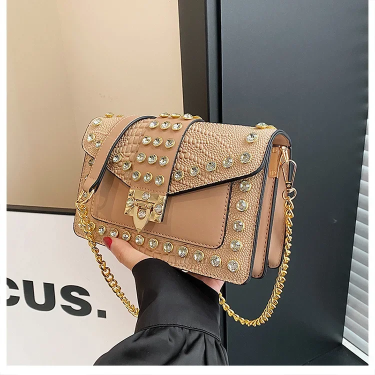 Женская сумка через плечо с цепочкой на одно сумки-тоут и кошельки заклепками