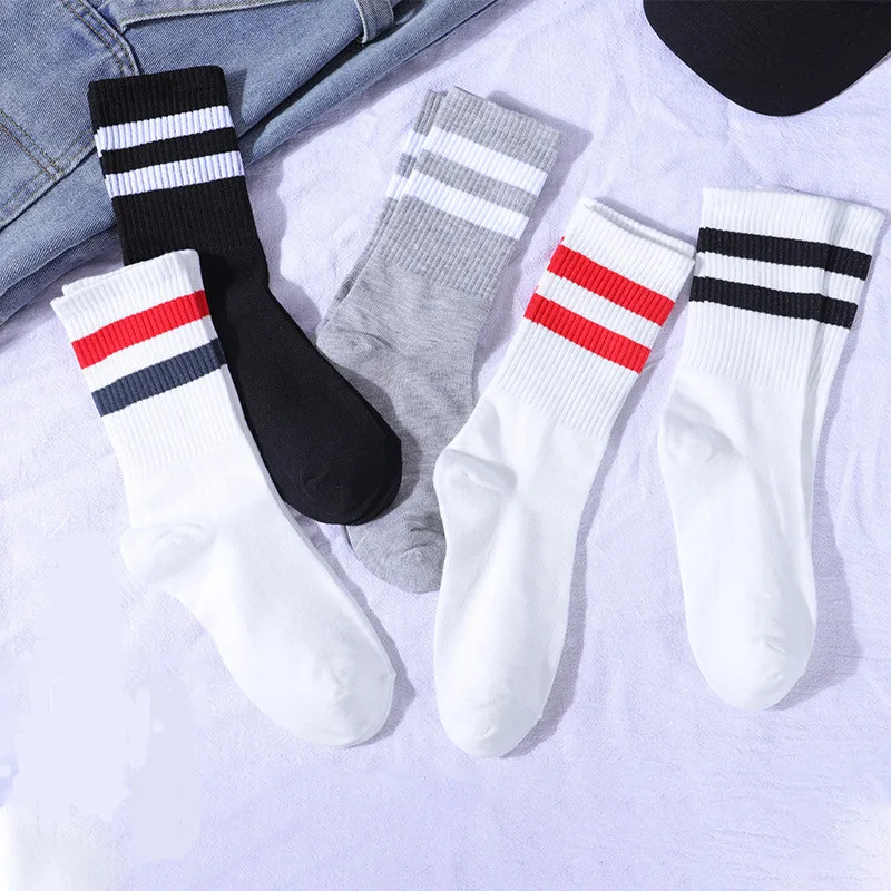 

1pair Combed Cotton Fashion Hip Hop Man woman unisex soild Socks Harajuku Skateboard colorful stripe Happy Socks Funny Sokken