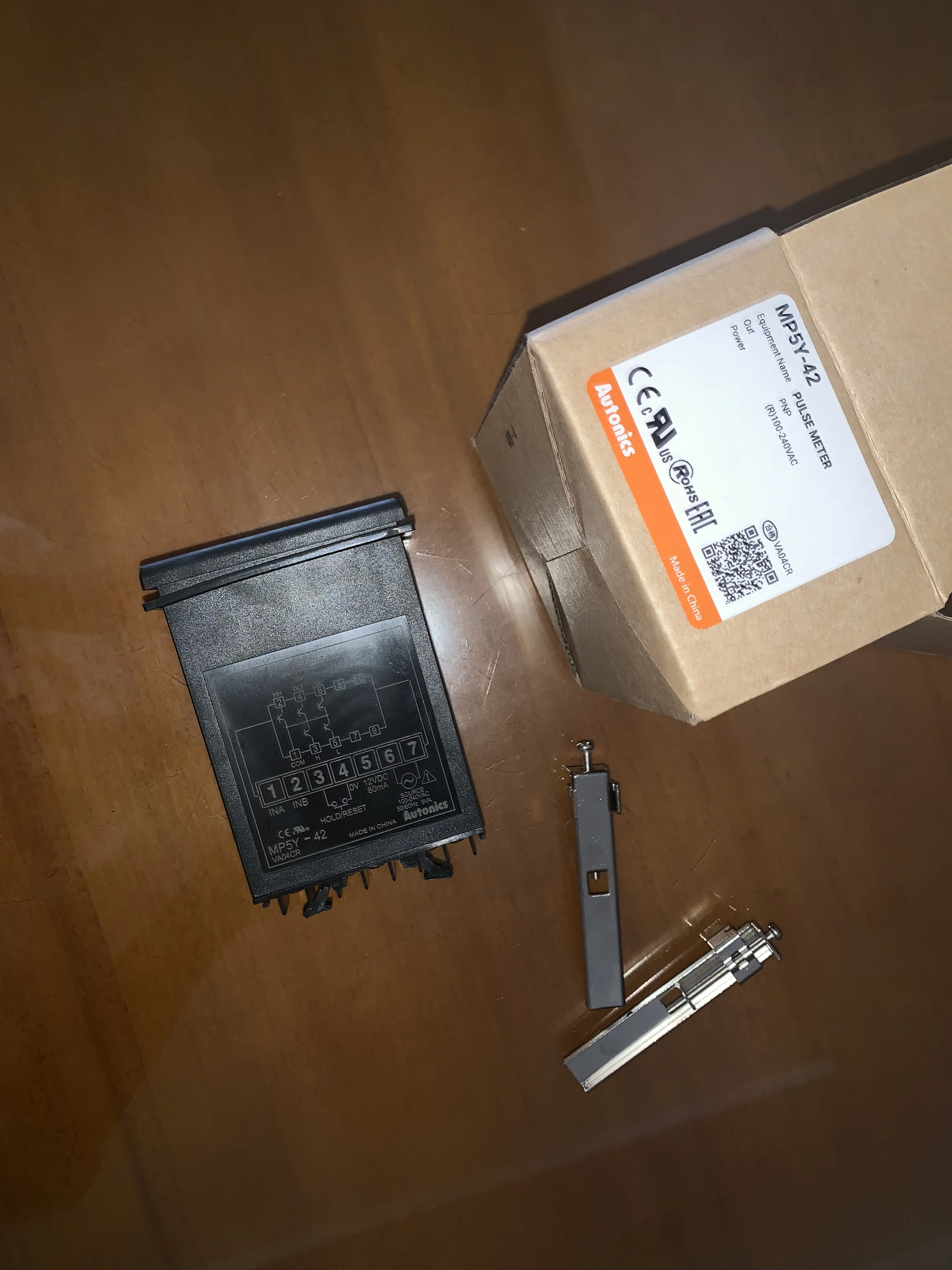 Фото Измеритель импульсов Autonics MP5Y-41 MP5Y-42 MP5Y-43 MP5Y-44 MP5Y-45 MP5Y-46 №2