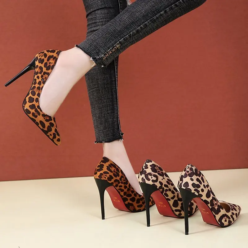 

Red Rubber Bottom High Heels Shoes Women Pumps Flock Leopard Print Sexy Stilettos Party Heeled Designer Shoes Plus Big Size 43
