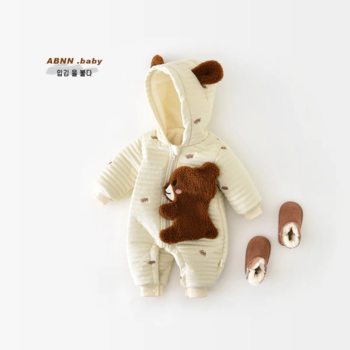 

Зимние Детские хлопковые стеганые парки в Корейском стиле для новорожденных мальчиков с капюшоном и рисунком медведя, теплые толстые комбинезоны для маленьких мальчиков