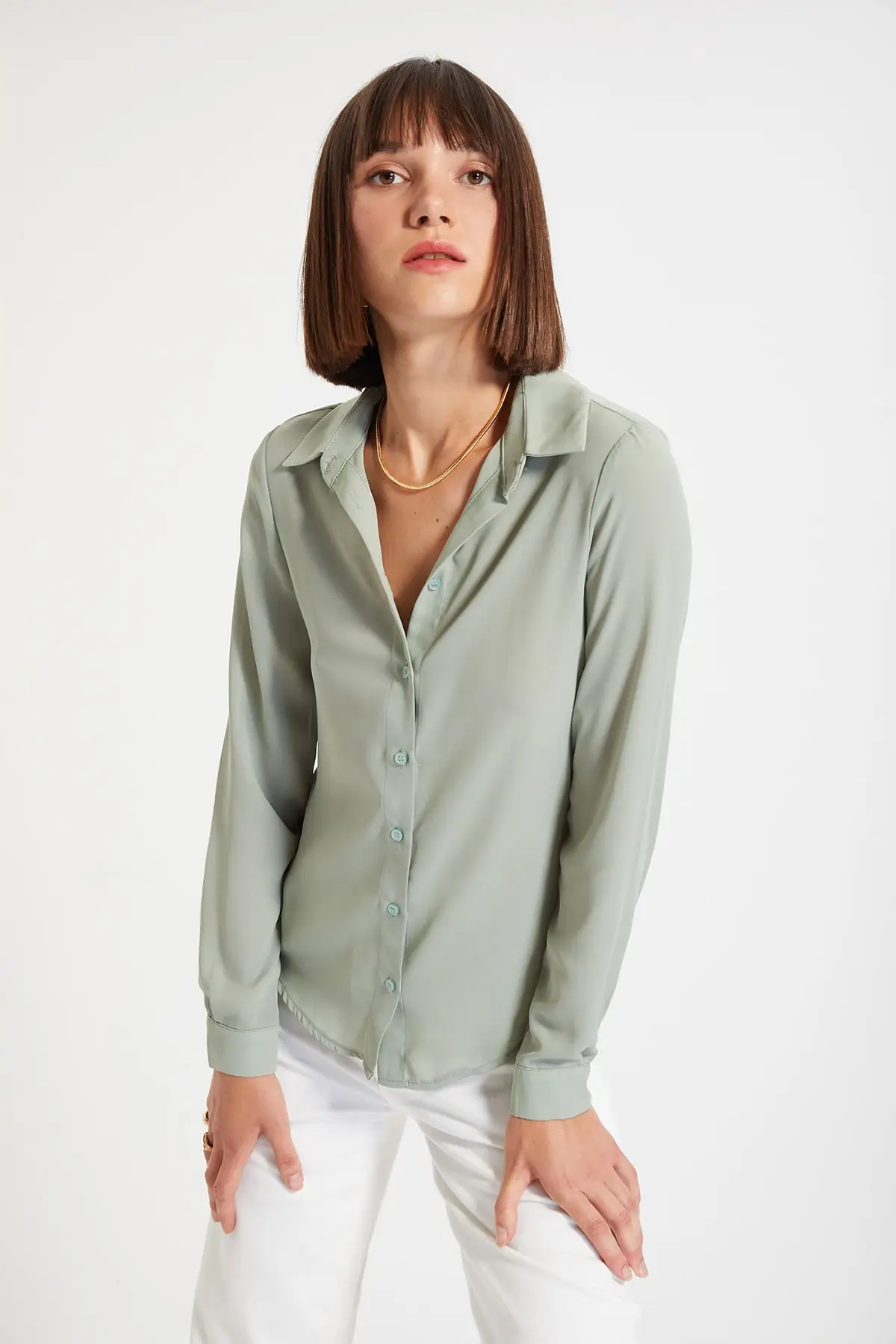 

Trendyol Basic Shirt TWOAW22GO0132