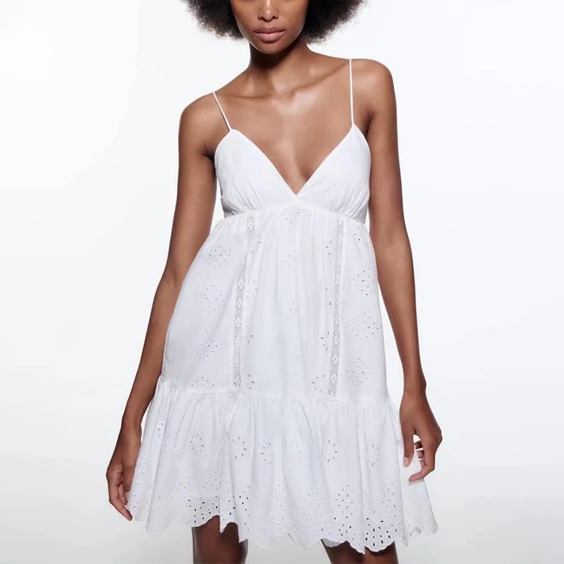 

2022 летнее женское модное белое вышитое платье-комбинация с вырезами универсальное короткое платье без рукавов с V-образным вырезом и открыт...