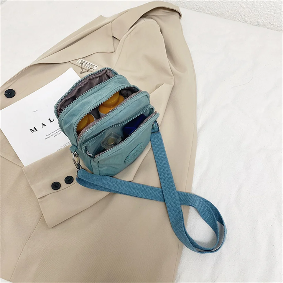 Women Nylon Shoulder Bags Designer Large Handbags High Quality Vintage Messenger Bag Travel Crossbody Bags Shoulder Bag