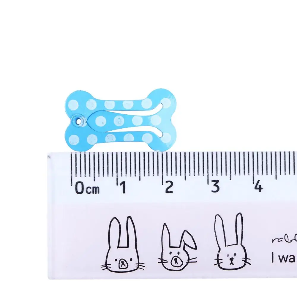Фото Заколка для волос для маленьких собак, легкая заколка с узором в горошек, с гладкой поверхностью, для груминга собак и щенков №2