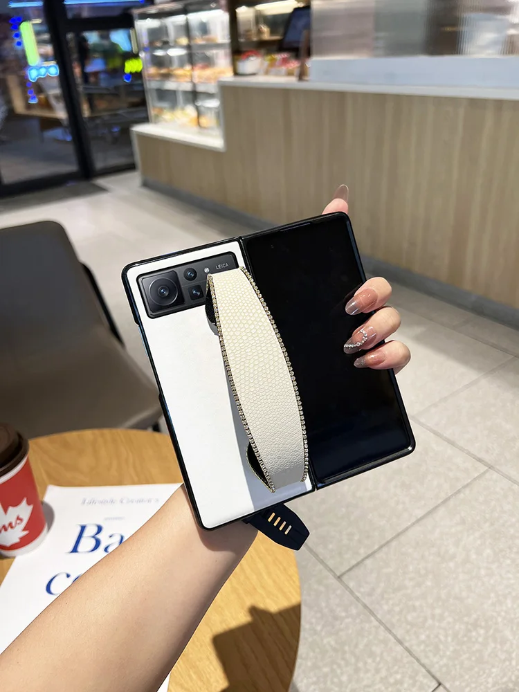 

Diamond Encrusted Scale Wristband Bracket for Xiao-Mi Mix Fold2 5G Case for Mi Mix Fold 2 Case