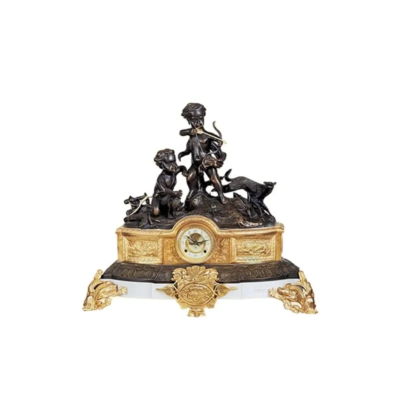 Часы настольные механические во французском стиле с античным латунным и