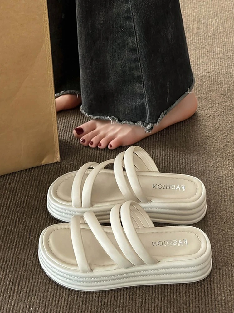 

Сланцы женские пляжные, низкие шлепанцы, платформа, модные сандалии, роскошные римские скандалы, лето 2023