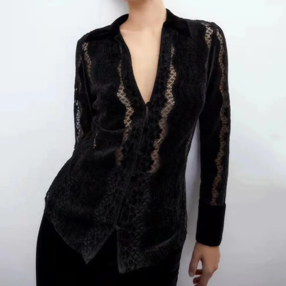 

spring Spring New Women's Black Velvet Lace Shirt