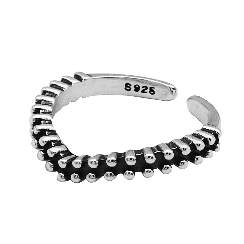 

Женское кольцо из серебра 925 пробы