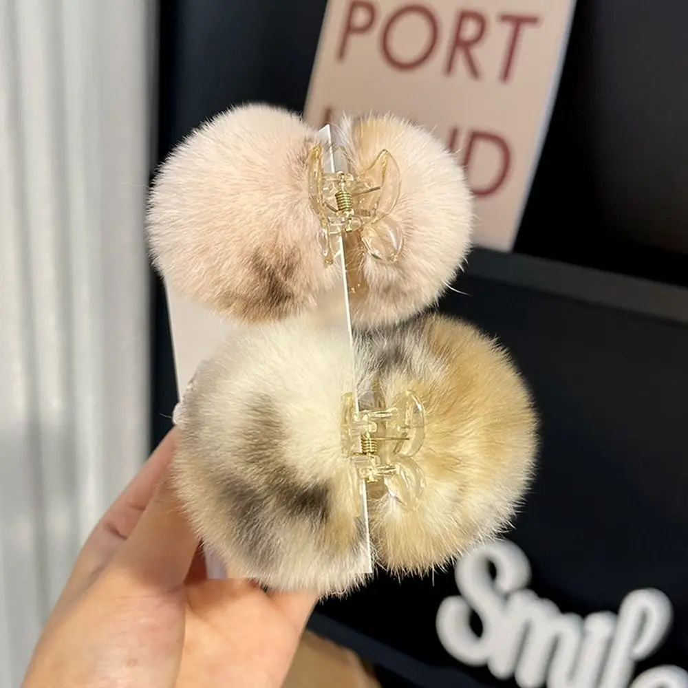 

Claw High Ponytail Fixed Clip Autumn And Winter Small Hairpin Child Headwear Plush Hair Claw Korean Style Hair Clip