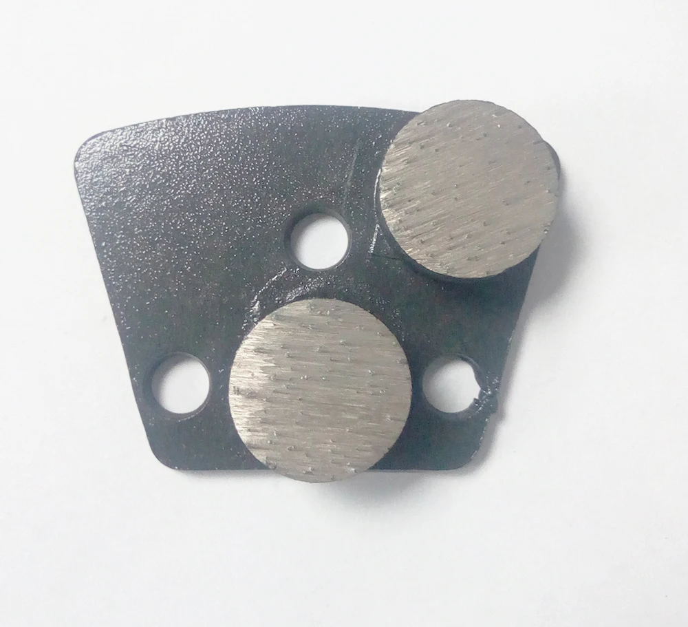 Ez035. Сегмент стальной. Metal bond pads #80 trapezoid. Вкладыш металлический сегментный с вырезом. Сегмент металлический.