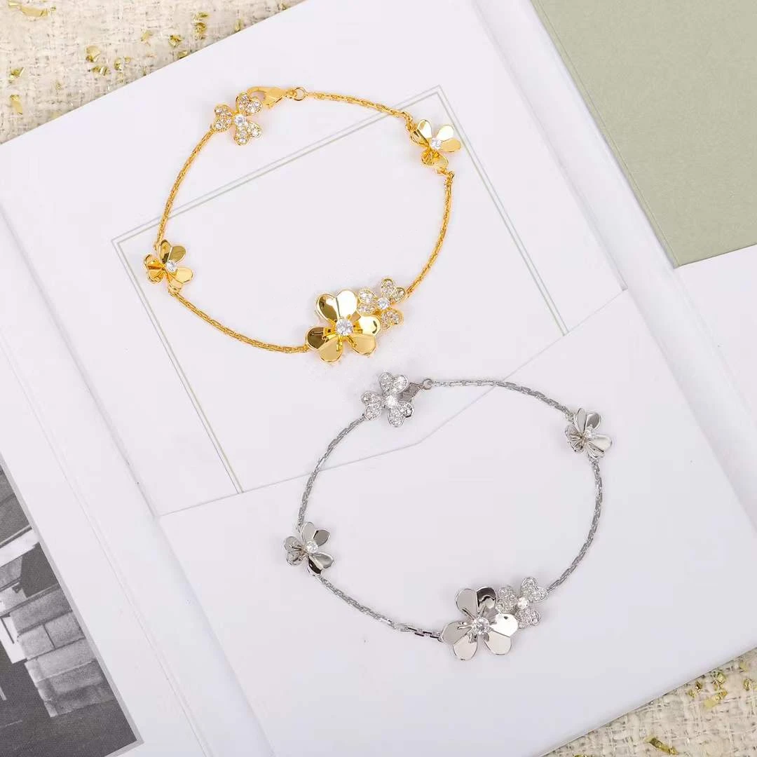 

Classic 925 Sterling Silver Petal Four Leaf Clover Bracelet New Women Fashion Brand Party Luxury Top Jewelry