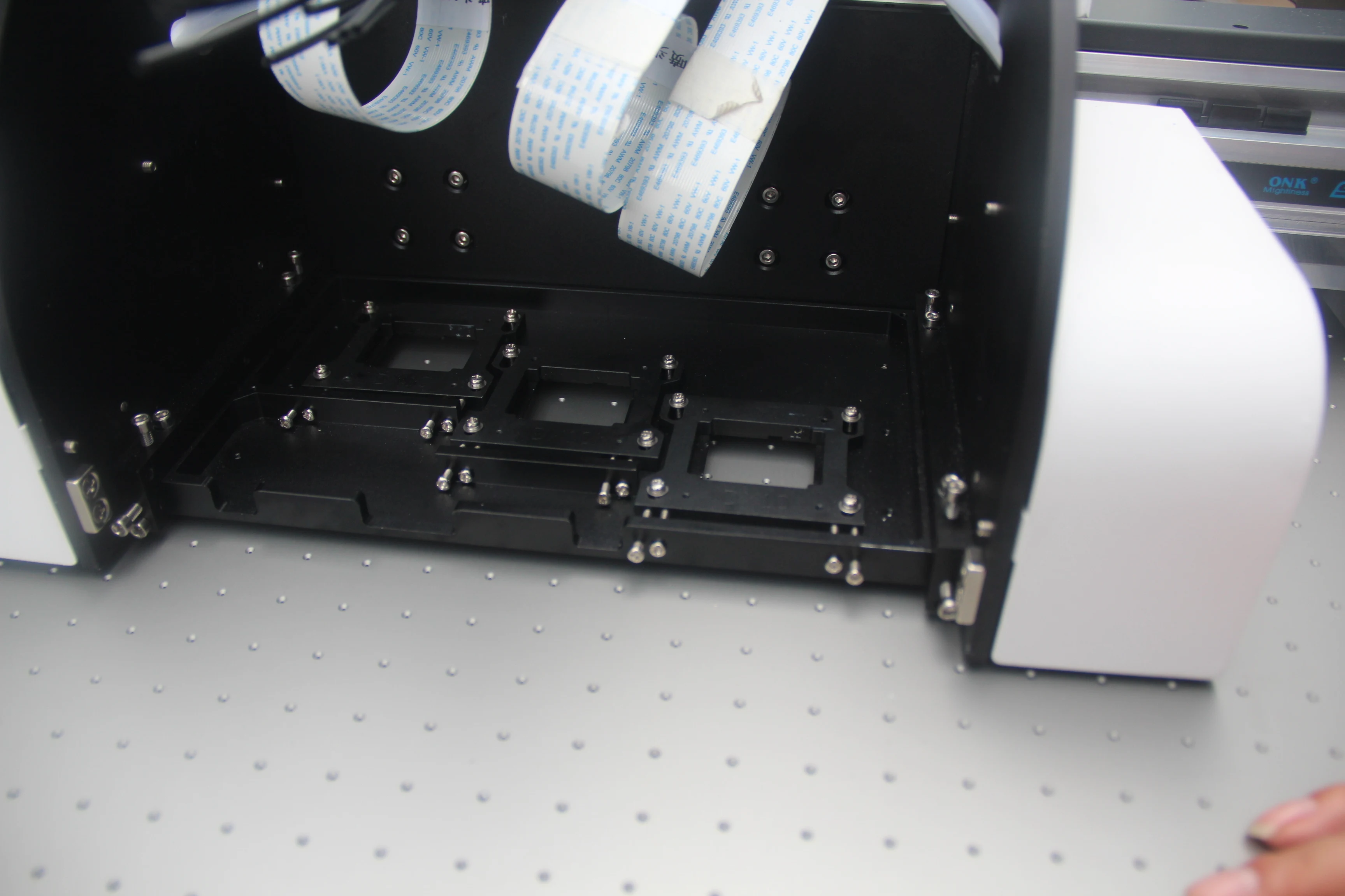 Планшетная печатная машина для Yinstar Henan uv dtf 6090 керамического чехла телефона