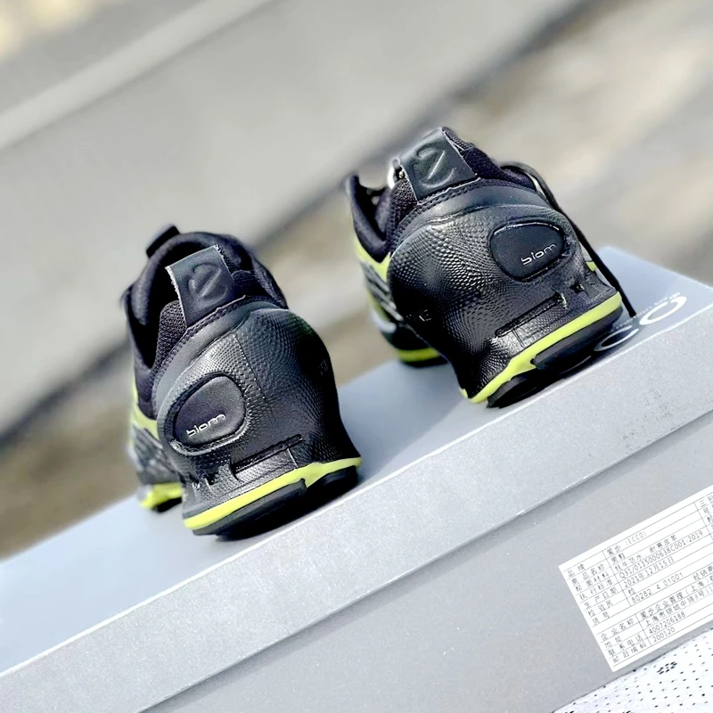 Men's Running Shoes Leather Material Grip Non-slip Wear-resistant Hiking Shoes Outdoor Sports Shoes Men's Shoes