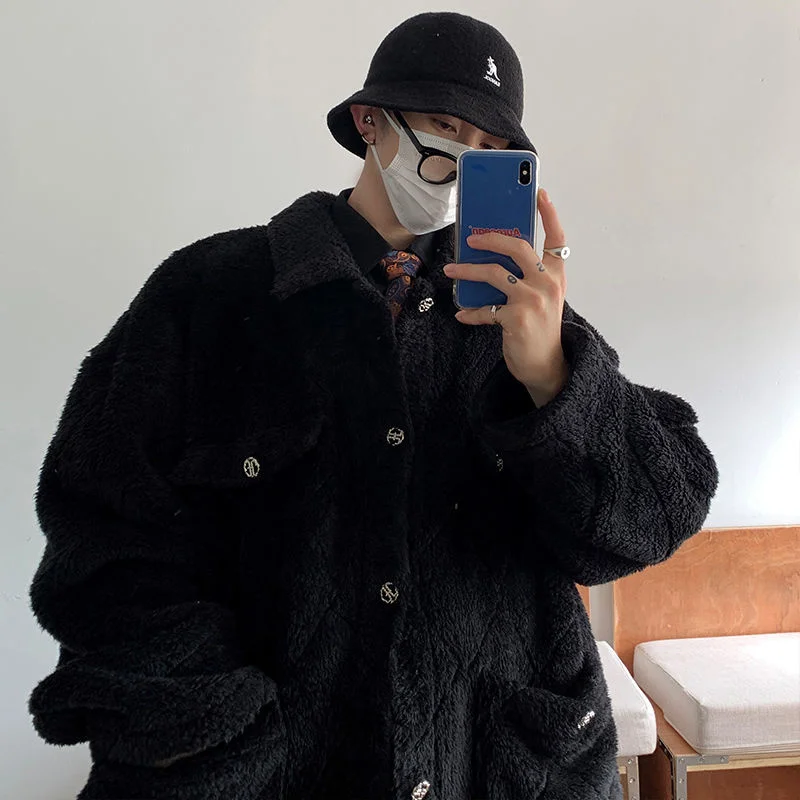 Winter Thick Jacket Men Warm Fashion Black White Casual Lamb Wool Jacket Men Korean Loose Short Coat Mens Large Size M-5XL