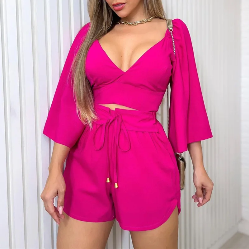 

2023 Fashion New Women's Two-piece Suit, V-neck Backless Flared Sleeve Shirt High Waist Shorts Casual Suit