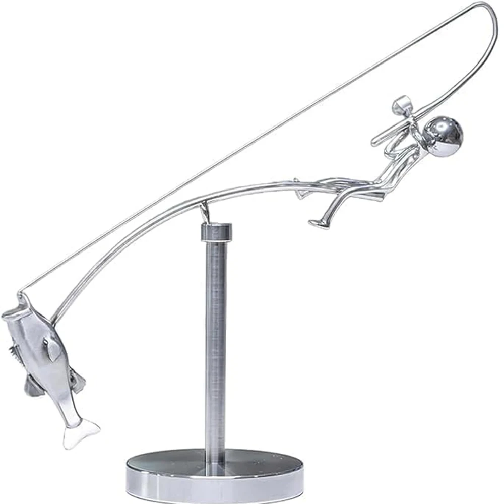 

Балансирующая металлическая скульптура рыбака