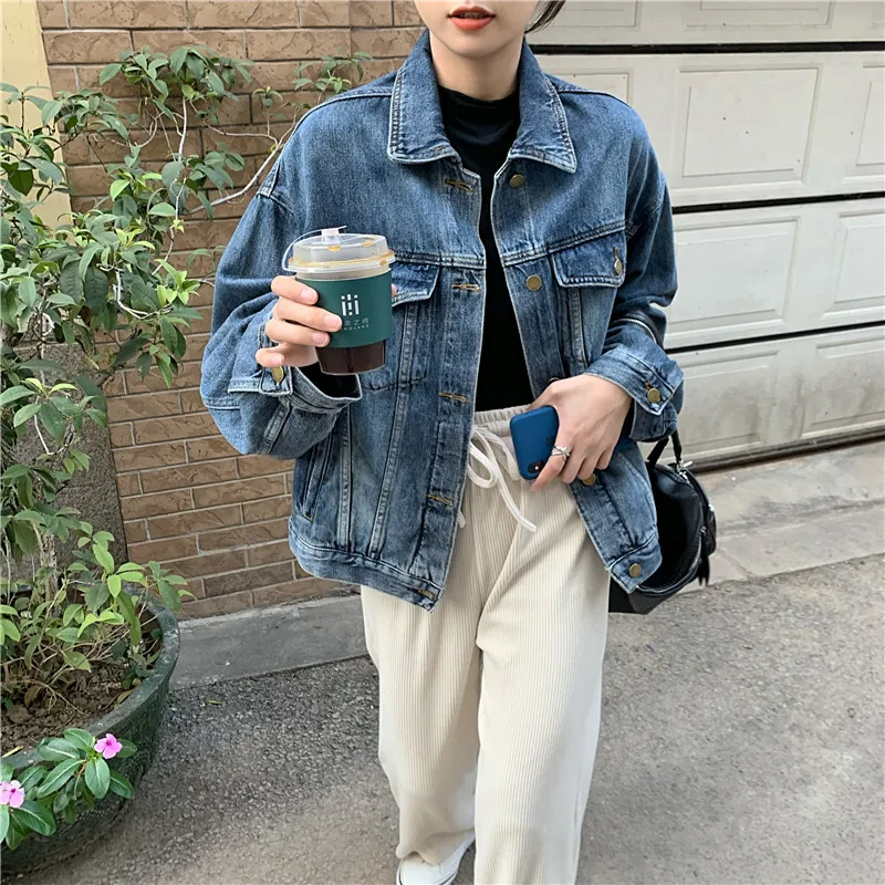 

Женская джинсовая куртка в гонконгском ретро-стиле, новинка весны 2022, Корейская свободная универсальная Повседневная джинсовая куртка, тре...