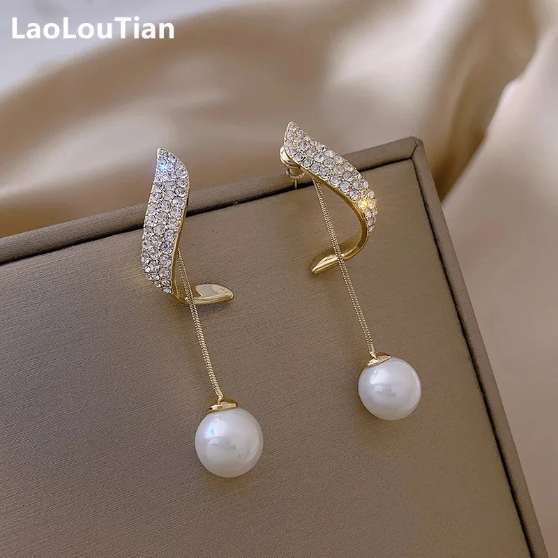 

2022 Luxury Classic Elegant Pearl Tassel Long Crystal Earrings For Women Fashion Water Drop Crystal Jewelry Wholesale