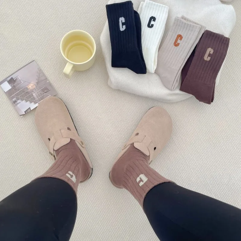 Simple Fashion Sports Mid-Tube Solid Cotton Socks for Women Set 5 Pairs New 2023 Spring Autumn Black White Cotton Girls Socks