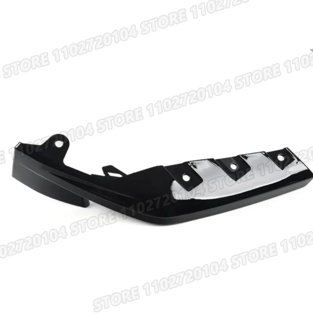 Фото Для BMW M3 M4 G80 G81 G82 G83 2021-2025: Накладка-сплиттер (уголок) нижнего бампера, артикулы 51118084177, 51118084178 №4