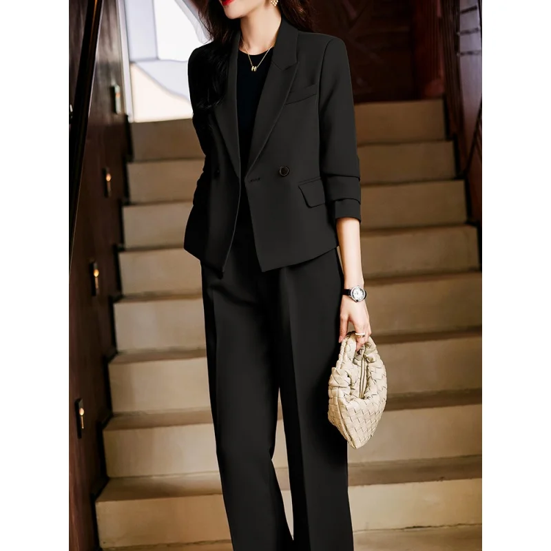 Белый женский костюм на весну и осень новинка 2023 темпераментный