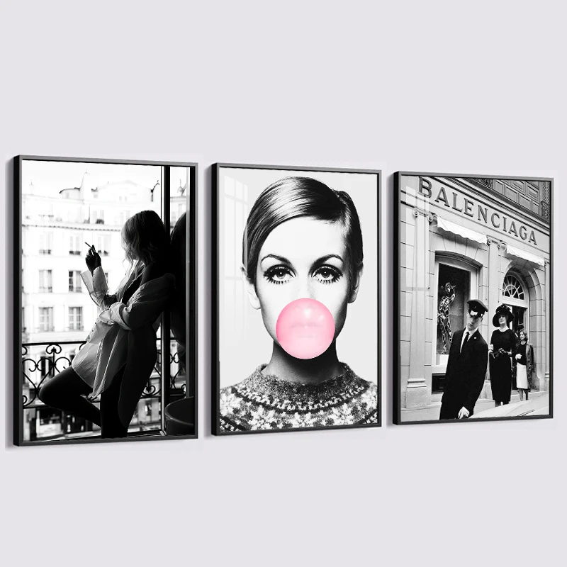 

Black and White Fashion Luxury Poster Car Big G Blowing Bubbles Girl Wall Art Canvas Painting with Frame Canvas Print Picture
