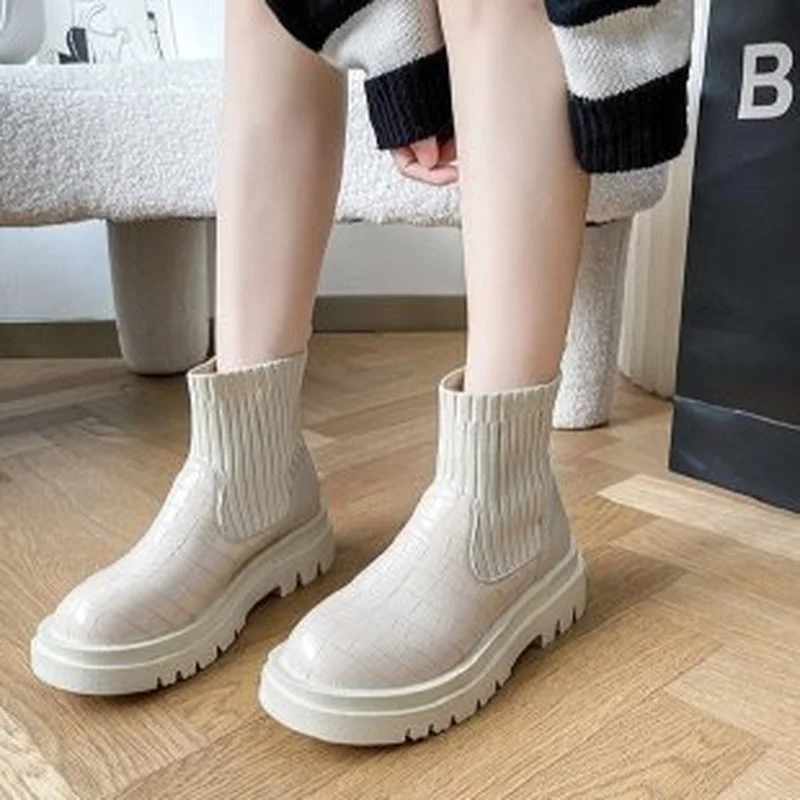 Large size women's short boots casual platform shoes autumn and winter new all-match nude boots elastic socks boots women'sshoes