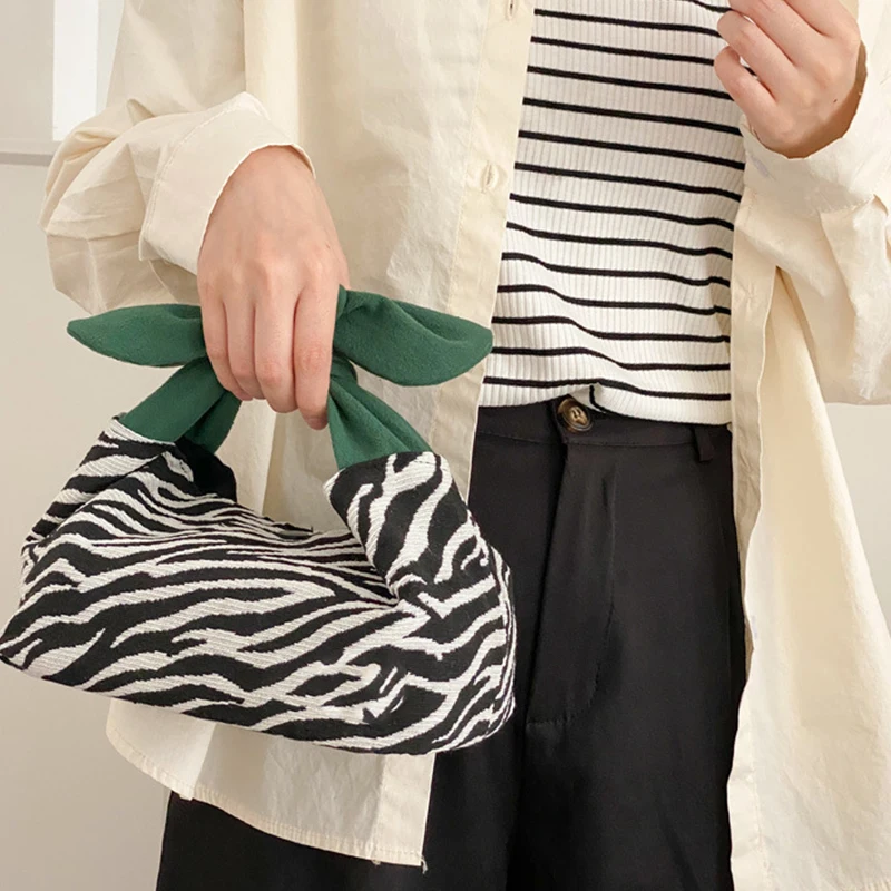 Fashion Women's Zebra-Print Makeup Bag Cute Bunny Ears Handbag Lunch Box Bag Japanese Ins Style Bento Bag Lunch Box Handbag