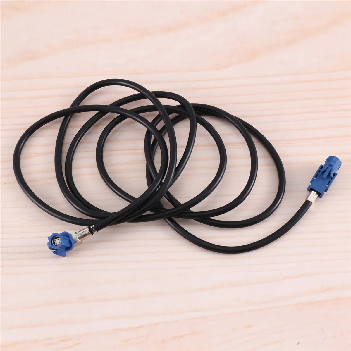 4-контактный HSD-кабель C-C Прямоугольный тип HSD штекер-штекер к разъему