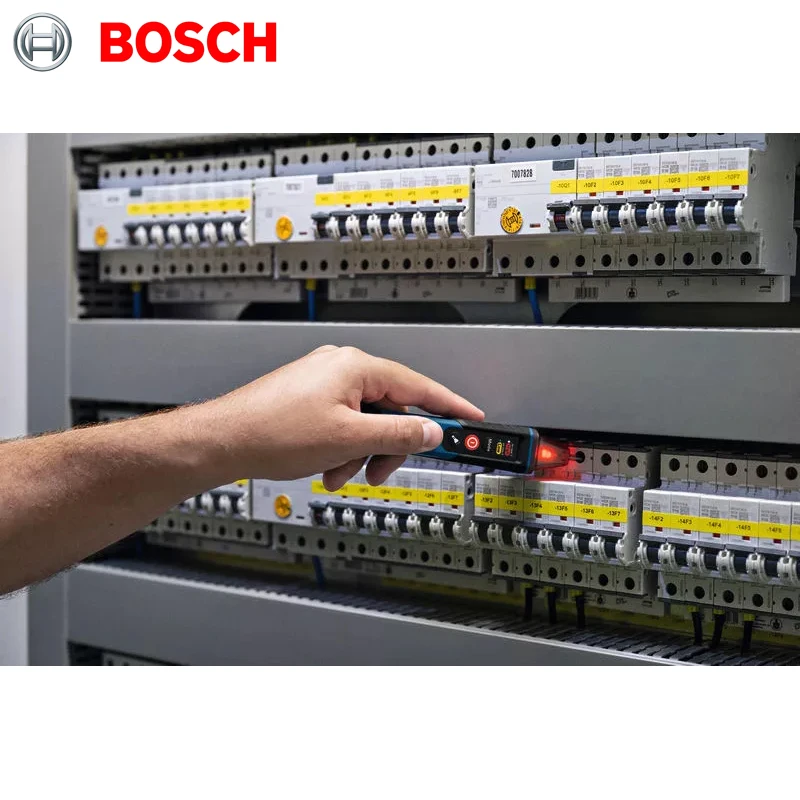 Фото Бесконтактный тестер напряжения BOSCH GVD 1000-17 Professional с функцией самотестирования, класс защиты IP67, двойное напряжение для работы с электродрелью №3