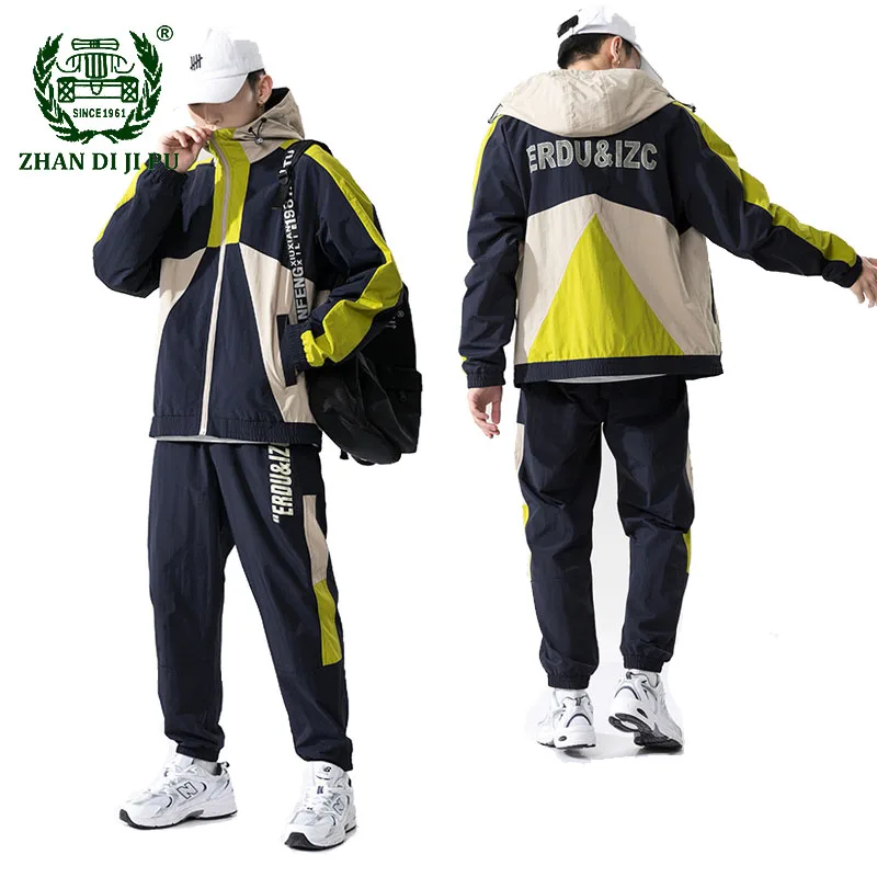 

Hip Hop Streetwear Hooded Casual Tracksuits Mens Fashion Patchwork Multiple Pockets Loose Jacket and Pants Two Pieces Sets Male
