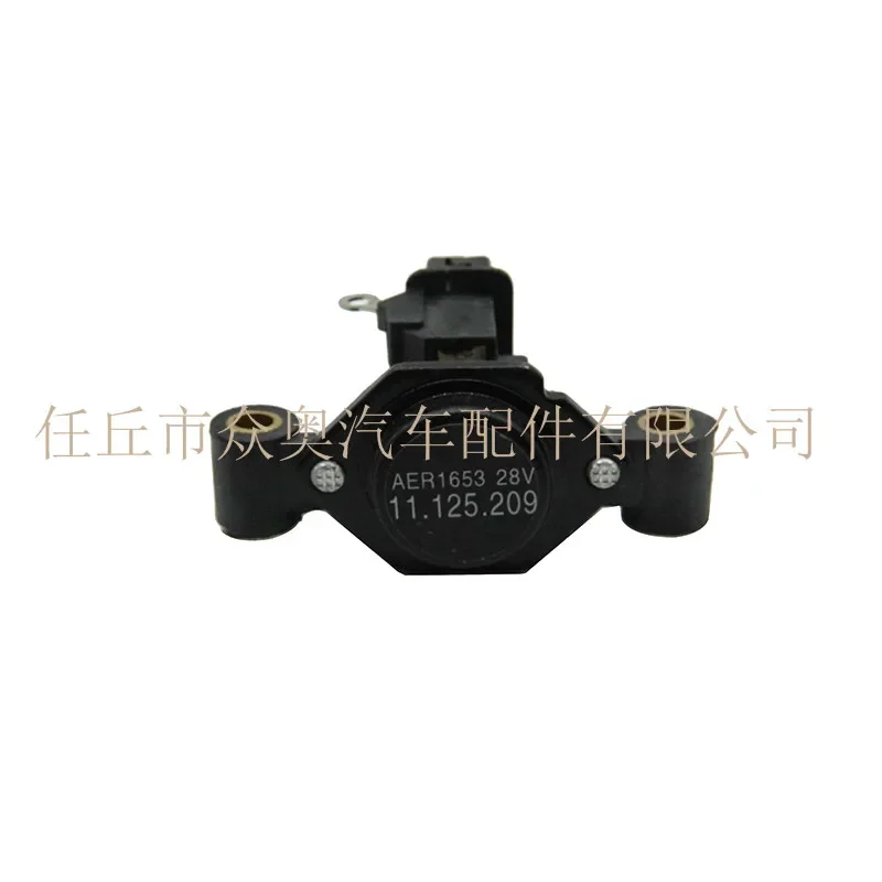Регулятор генератора для Iskra 28V70A, грузовиков Jinan Heavy Duty Truck и Howo Heavy Duty Truck, оригинальный заводской. (art.: 3920d9eebc172) - 3920d9eebc172