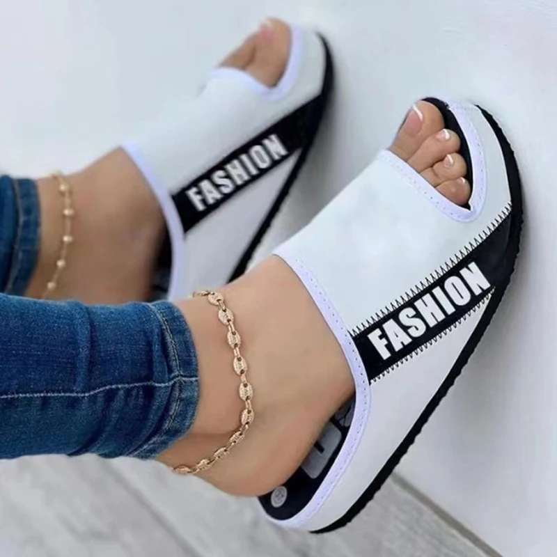 Сланцы женские на платформе повседневные шлепанцы разные цвета пляжная обувь 2022