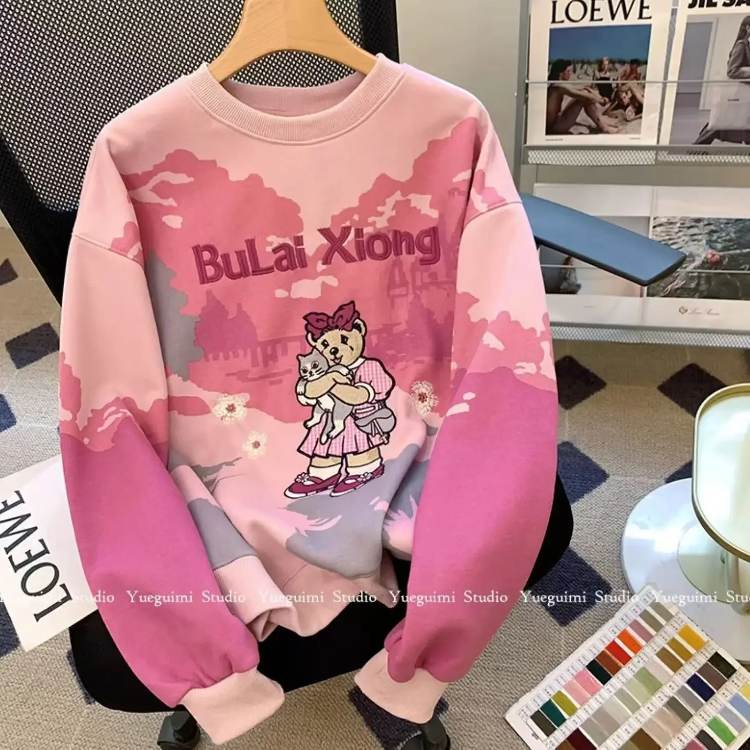 Розовые толстовки с принтом кота и медведя женские круглым вырезом длинными