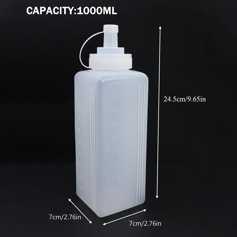 

Большая пластиковая бутылка для соуса