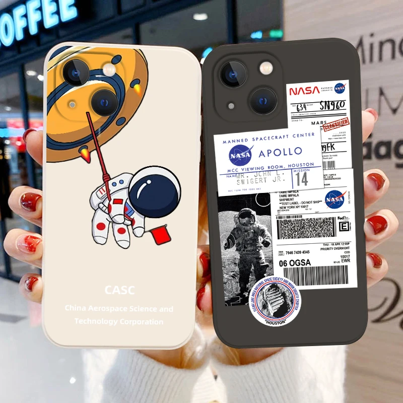 

Astronaut Cartoon Luxury For Apple iPhone 14 13 12 11 Pro Max mini XS XR X 8 7 SE Liquid Rope Phone Case Capa Cover