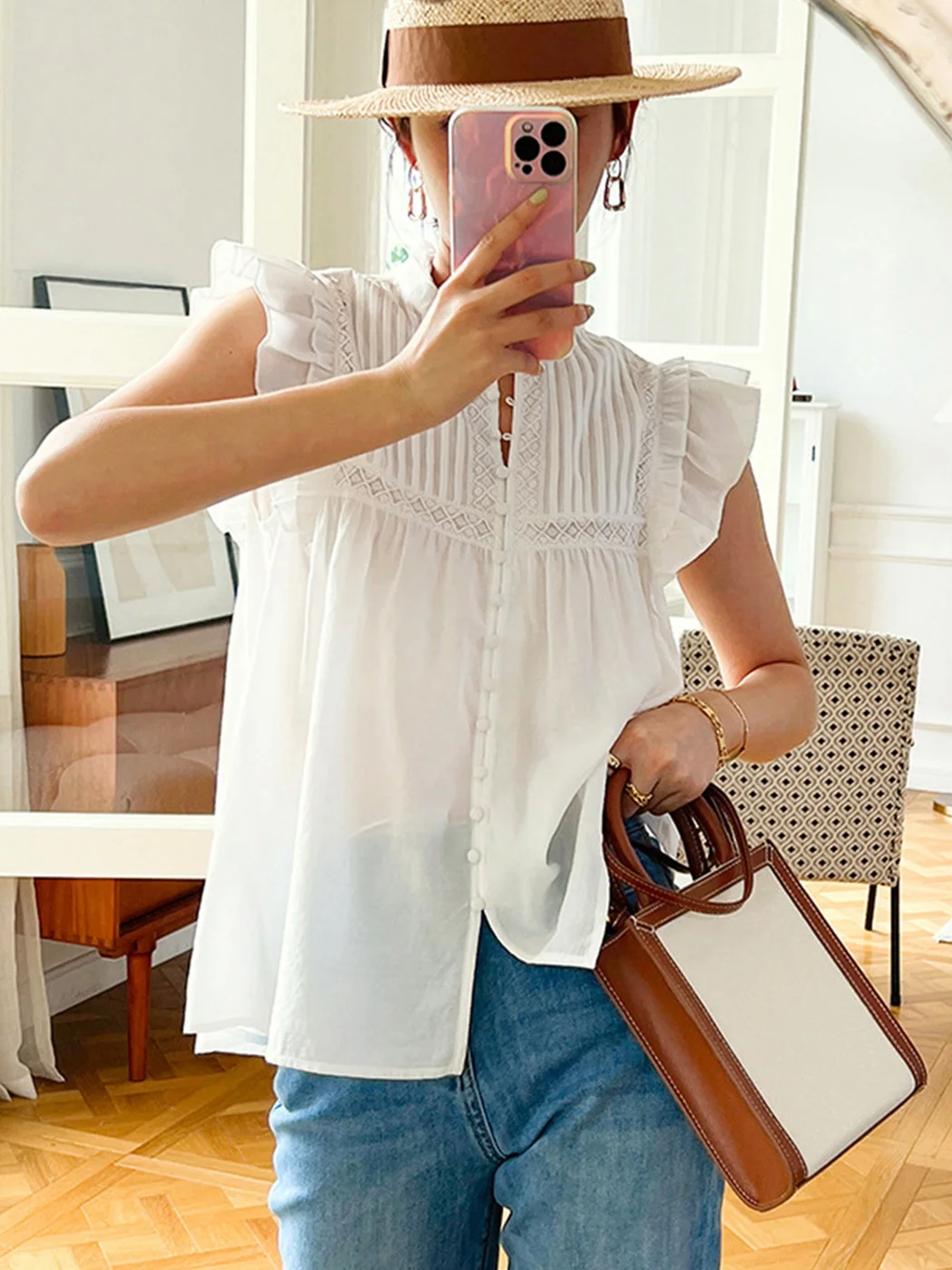 

French Sleeveless Casual Shirt Ruffle Trim Round Neck Folds White Cardigan Tops Fashion Women Blouses 2022 Elegant Summer