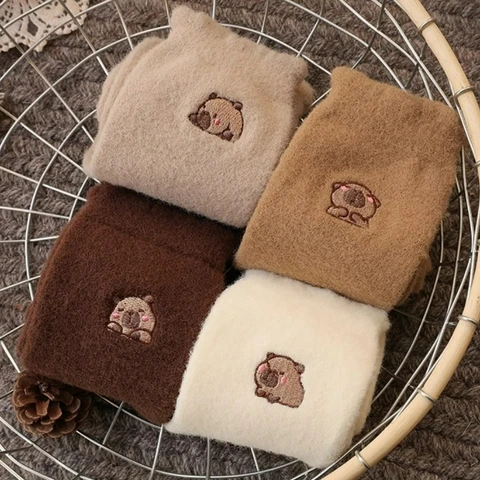 Уютные бархатные носки из волосатой норки, женские осенне-зимние чулочно-носочные изделия с рисунком капибары, утепленные теплые носки для сна, домашние пушистые кавайные носки