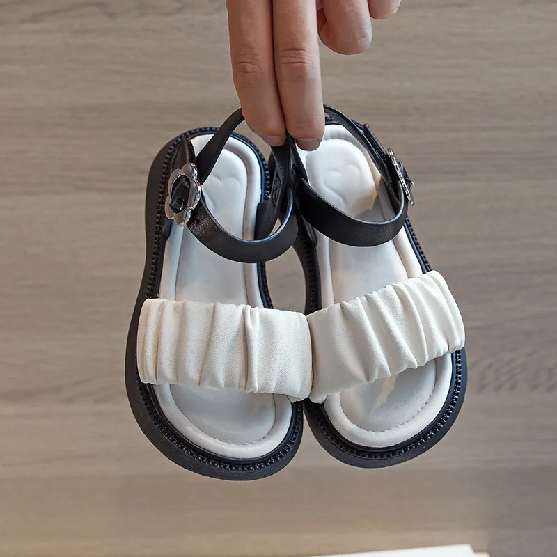 

Girls' Sandals 2023 Summer New Children's Versatile Student Anti slip Beach Shoes Soft Sole Little Girl Princess Shoes