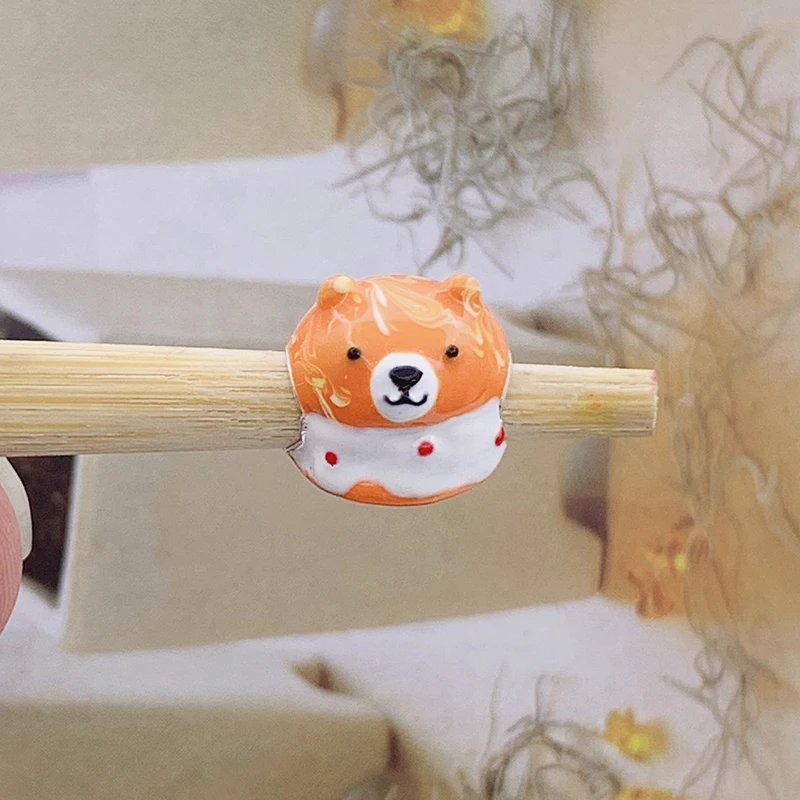 

Милые Подвески в виде мультяшного медведя, искусственные серебряные эмалированные бусины подходят для всех основных брендов браслетов, ожерелий, ювелирных изделий