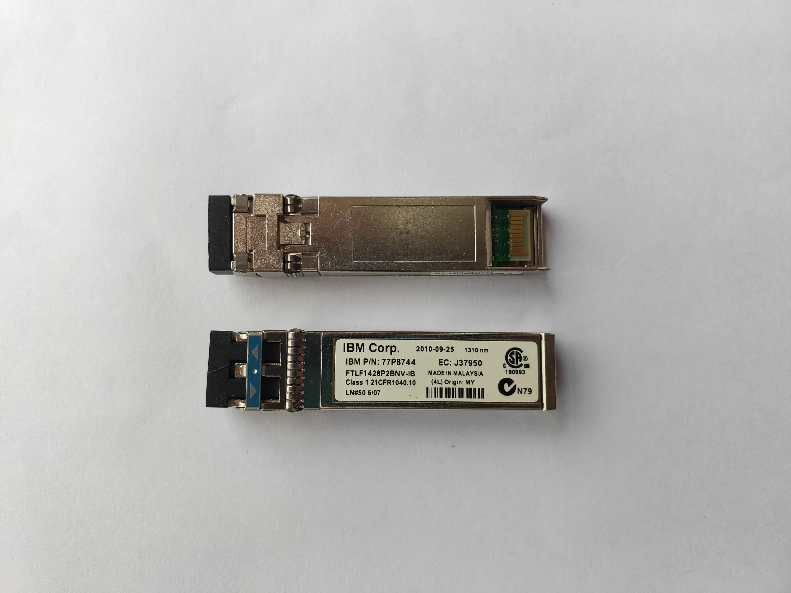 IBM 8GB Fiber Transceiver/FTLF1428P2BNV-IB J37950 77P8744 Single Mode1310NM SFP 8G 10KM/IBM SFP 8G Fiber Optical Module