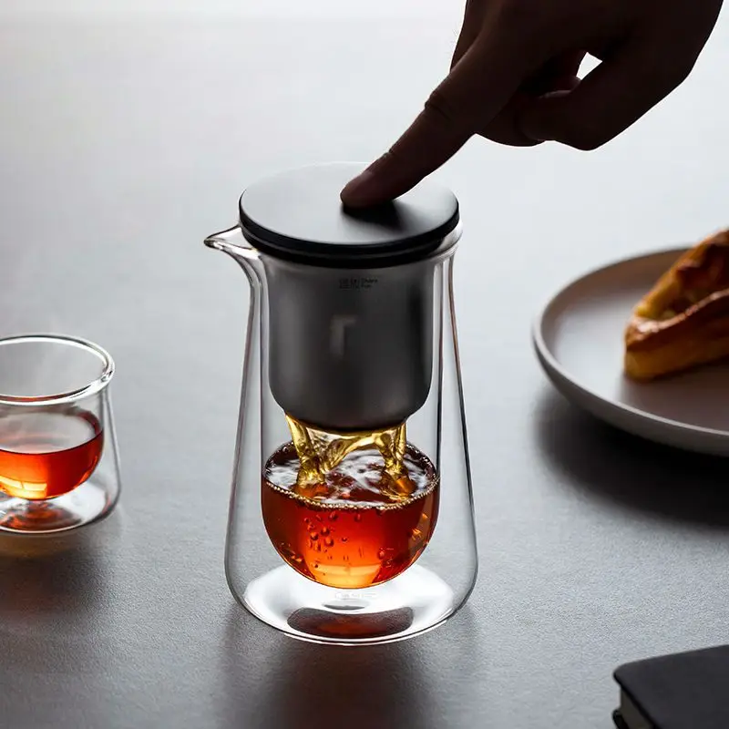 

Tea Heat-resistant High-end Separation Pot Anti-scald Magnetic Tea Cup Water Tea One-button Filtration Brewer Teapot Glass