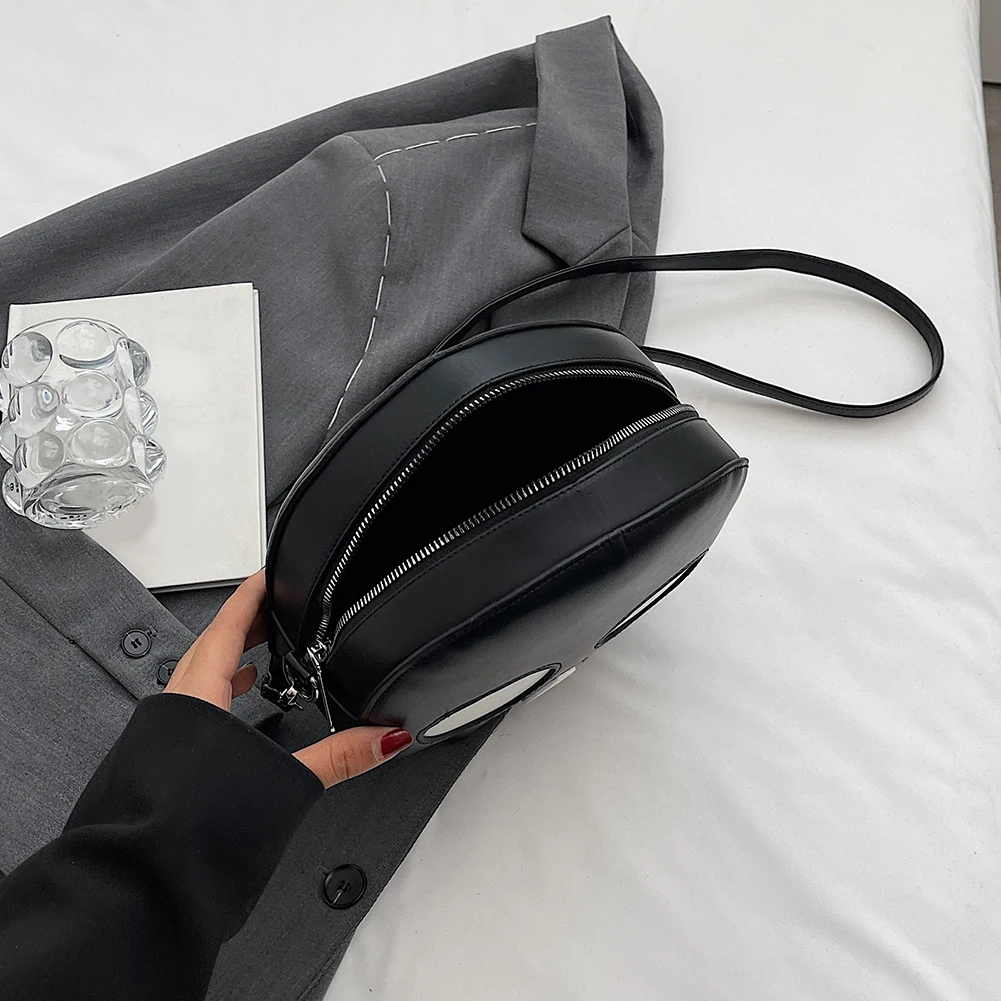 Классическая женская кожаная сумка через плечо с застежкой-молнией и