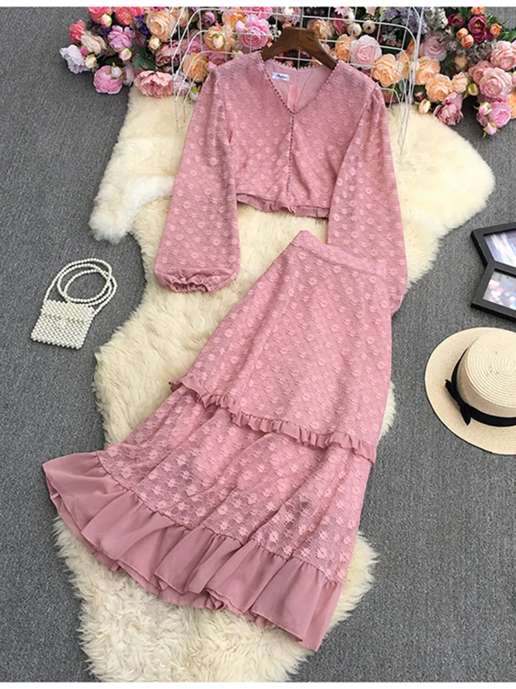 

Женский комплект из жаккардового платья с длинным рукавом и юбки