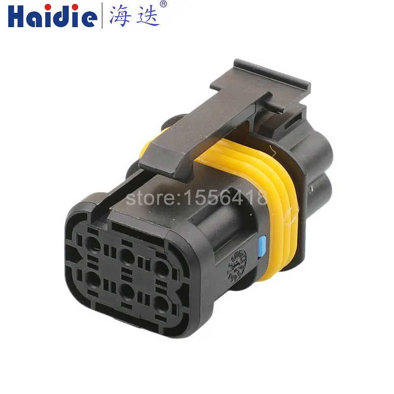 

1 Set 6 Pins automotive connector 18732.000.001